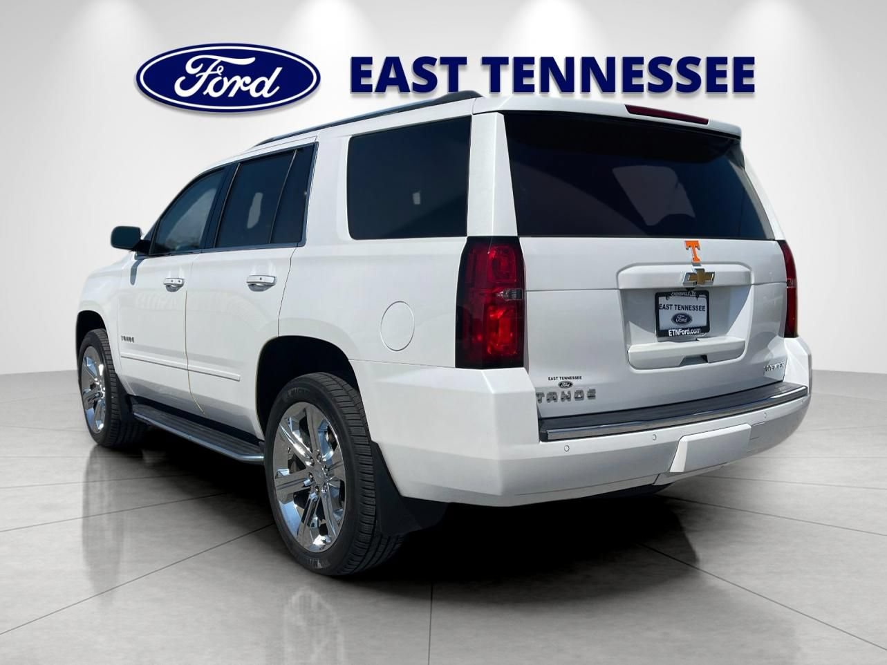 Used 2020 Chevrolet Tahoe Premier w/ 6.2L Performance Package AWD/4WD image 5