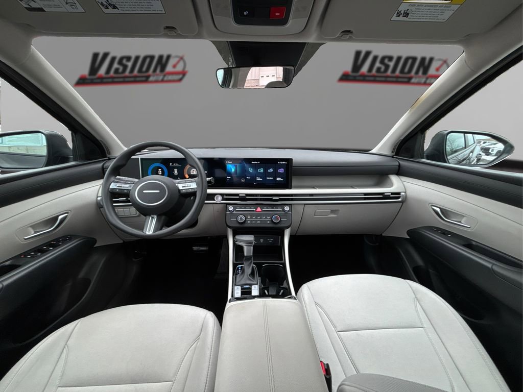 Certified 2025 Hyundai Tucson SE image 29