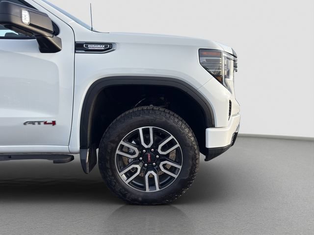 Used 2025 GMC Sierra 1500 AT4 w/ AT4 Premium Package AWD/4WD image 21