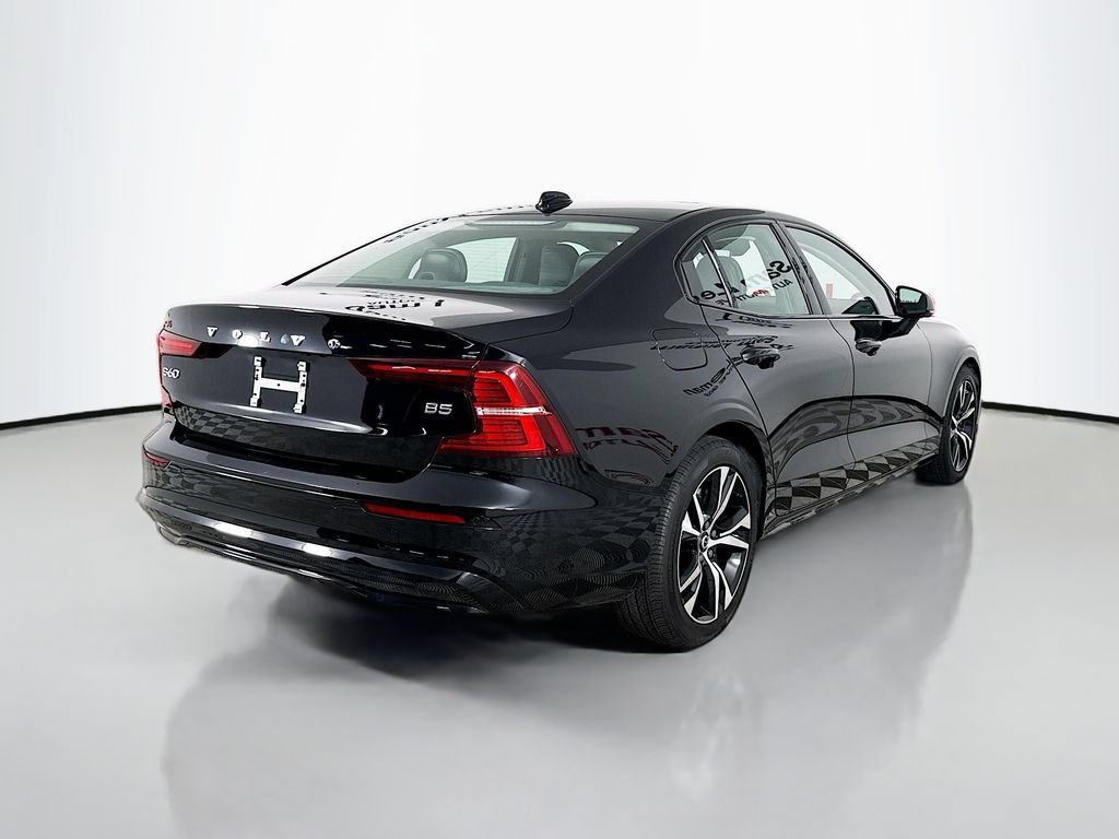 Used 2024 Volvo S60 B5 Core FWD image 7