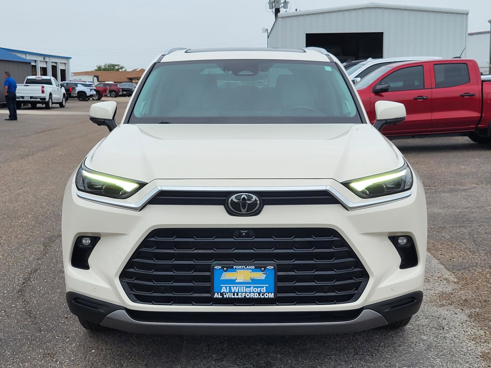 Used 2024 Toyota Grand Highlander FWD image 8