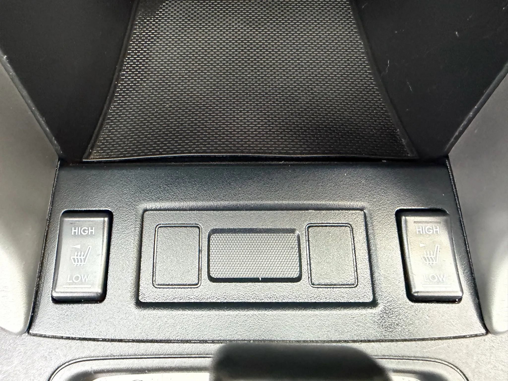 Used 2015 Subaru Forester 2.5i Premium w/ All-Weather Package image 26