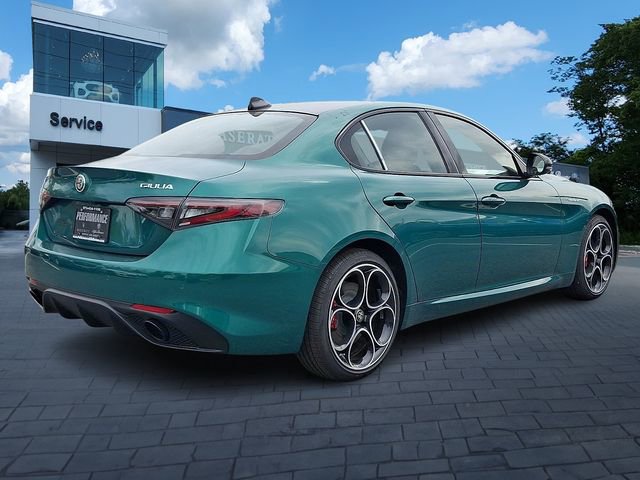 New 2026 Alfa Romeo Giulia AWD image 4