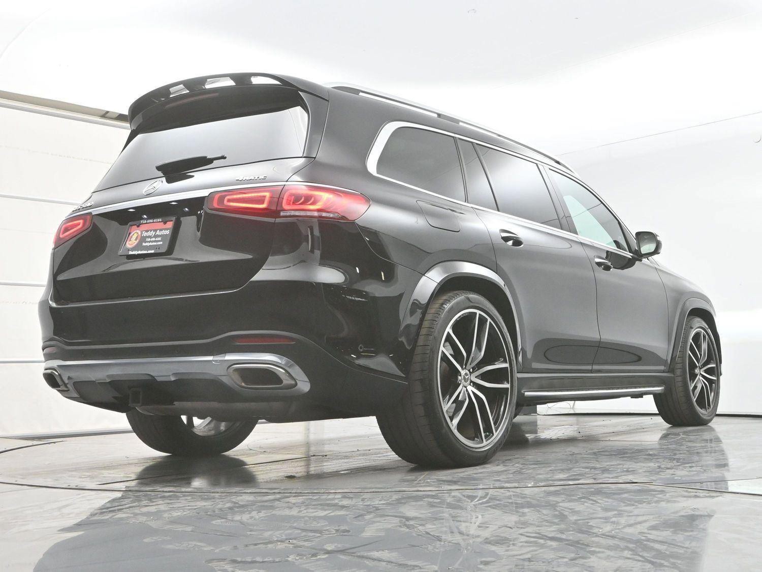 Used 2021 Mercedes-Benz GLS 580 4MATIC image 32
