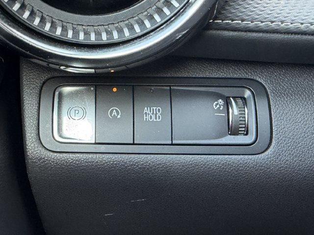 Used 2025 Chevrolet Equinox LT w/ Safety and Technology Package FWD image 21