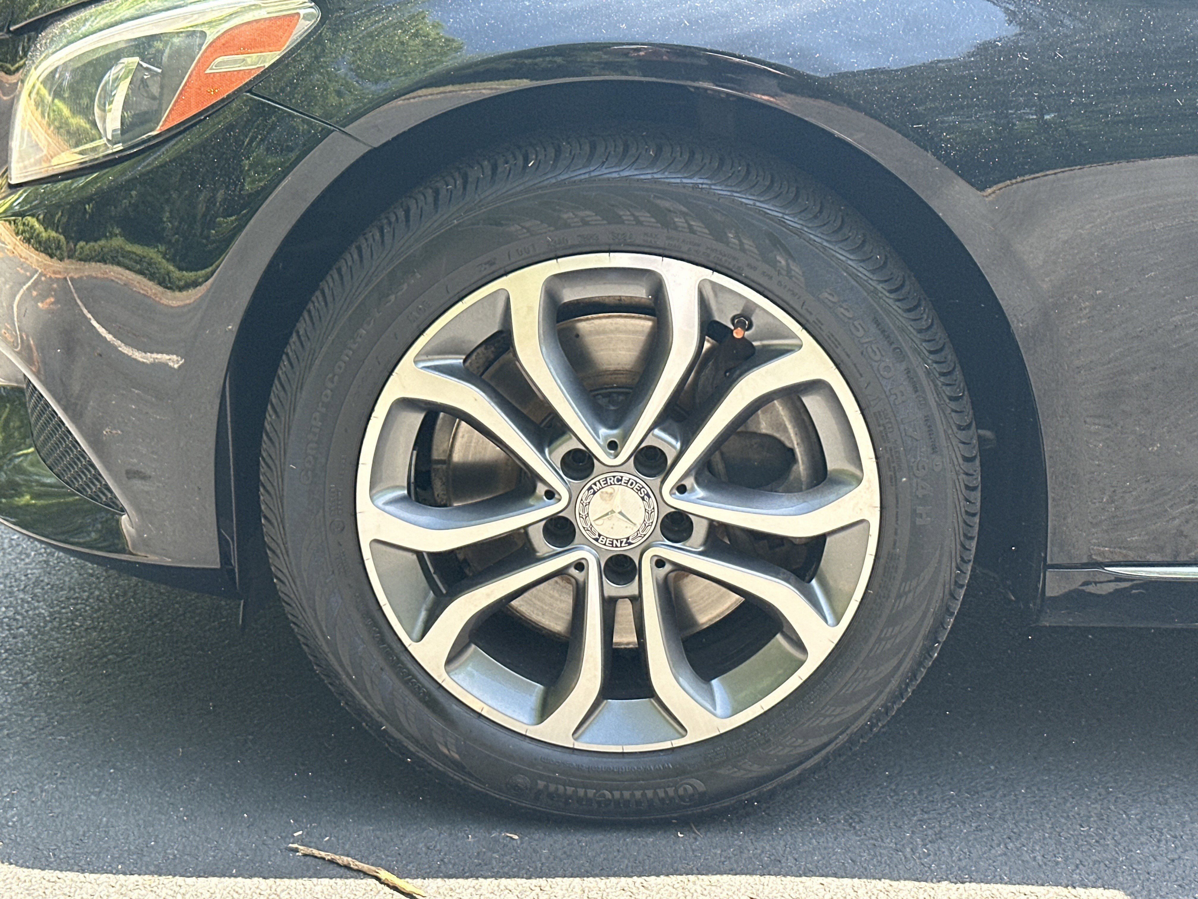 Used 2015 Mercedes-Benz C 300 4MATIC Sedan image 12