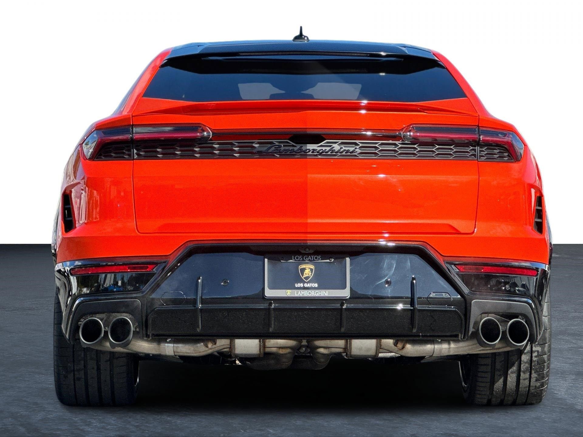 Used 2025 Lamborghini Urus SE image 4