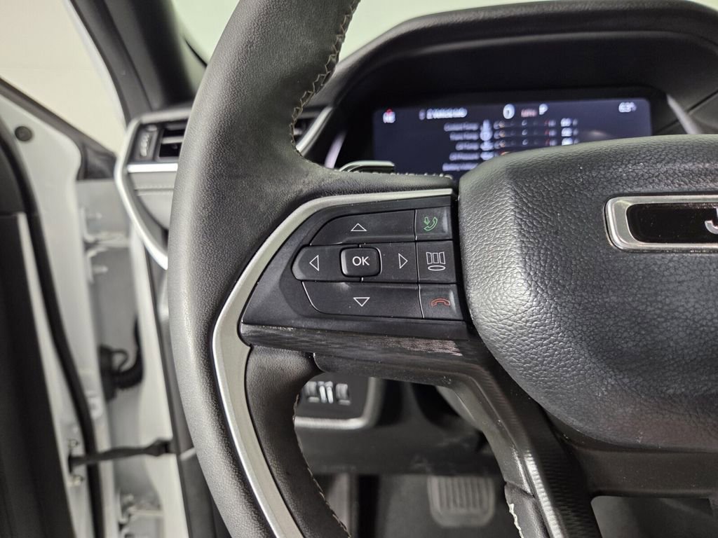 Certified 2023 Jeep Grand Cherokee Altitude image 15