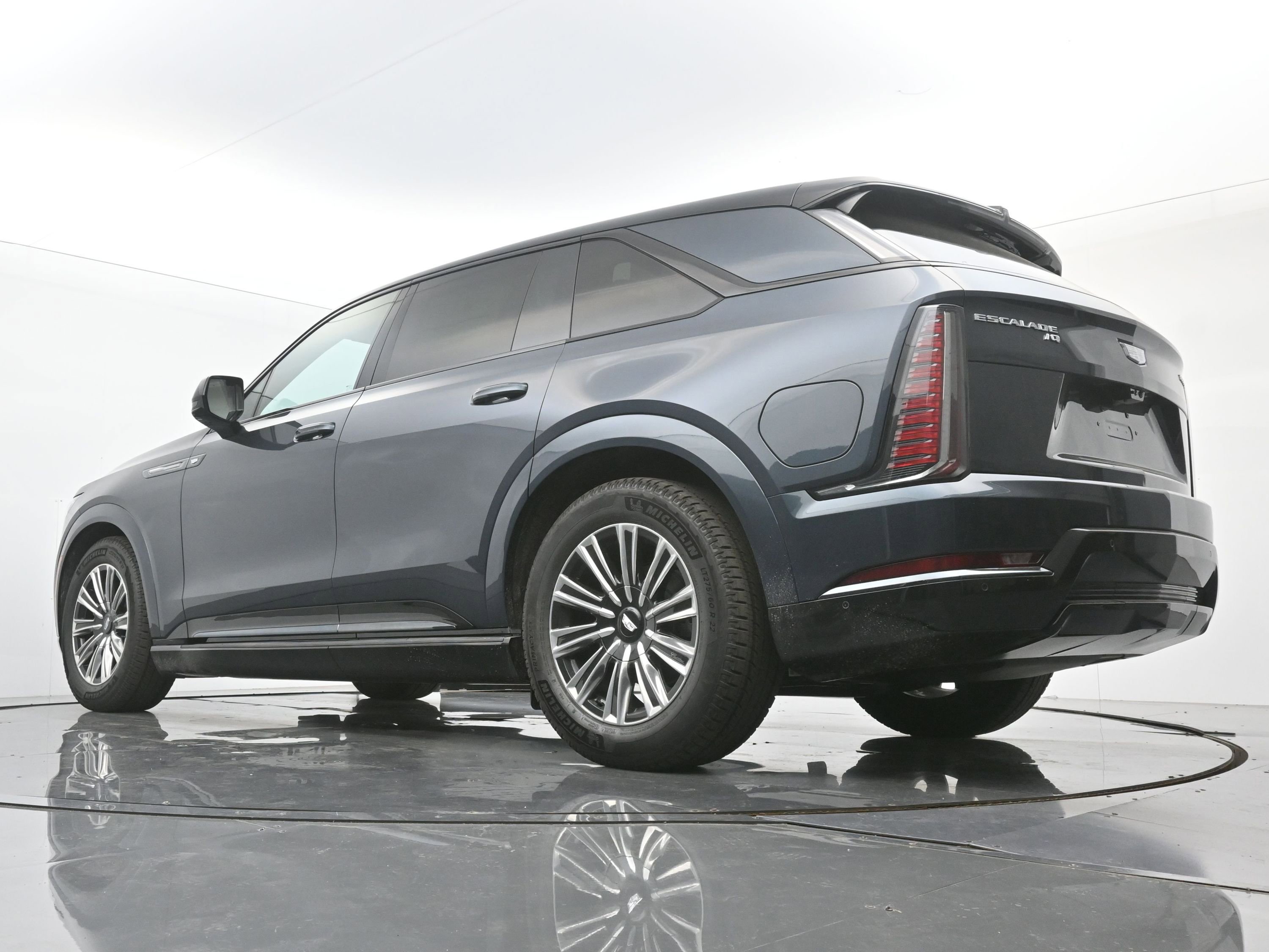 New 2026 Cadillac Escalade IQ Sport 1 w/ LPO, Floor Liner Package image 17