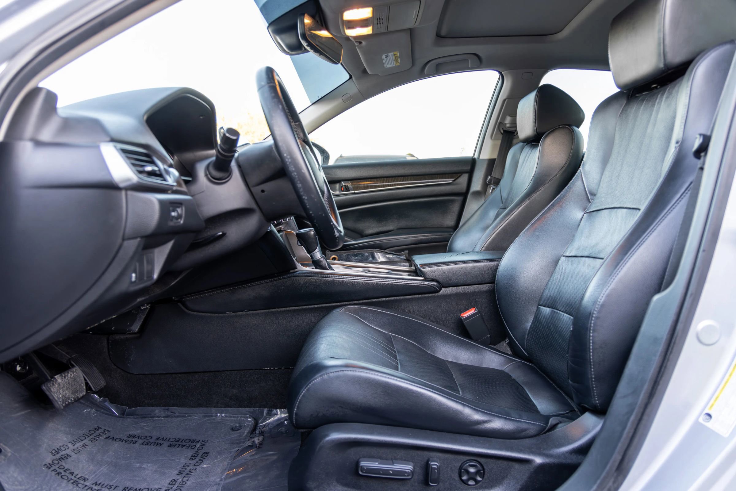 Used 2018 Honda Accord EX-L image 11