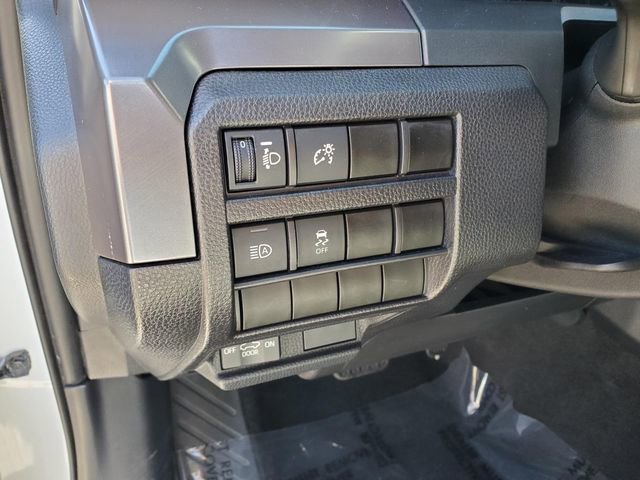 Used 2025 Toyota Tacoma TRD Off-Road AWD/4WD image 16