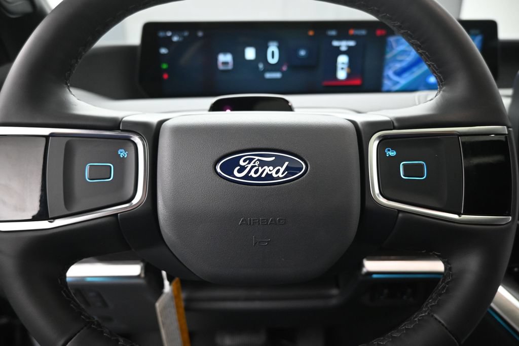 New 2027 Ford Expedition Platinum w/ Stealth Appearance Package AWD/4WD image 11