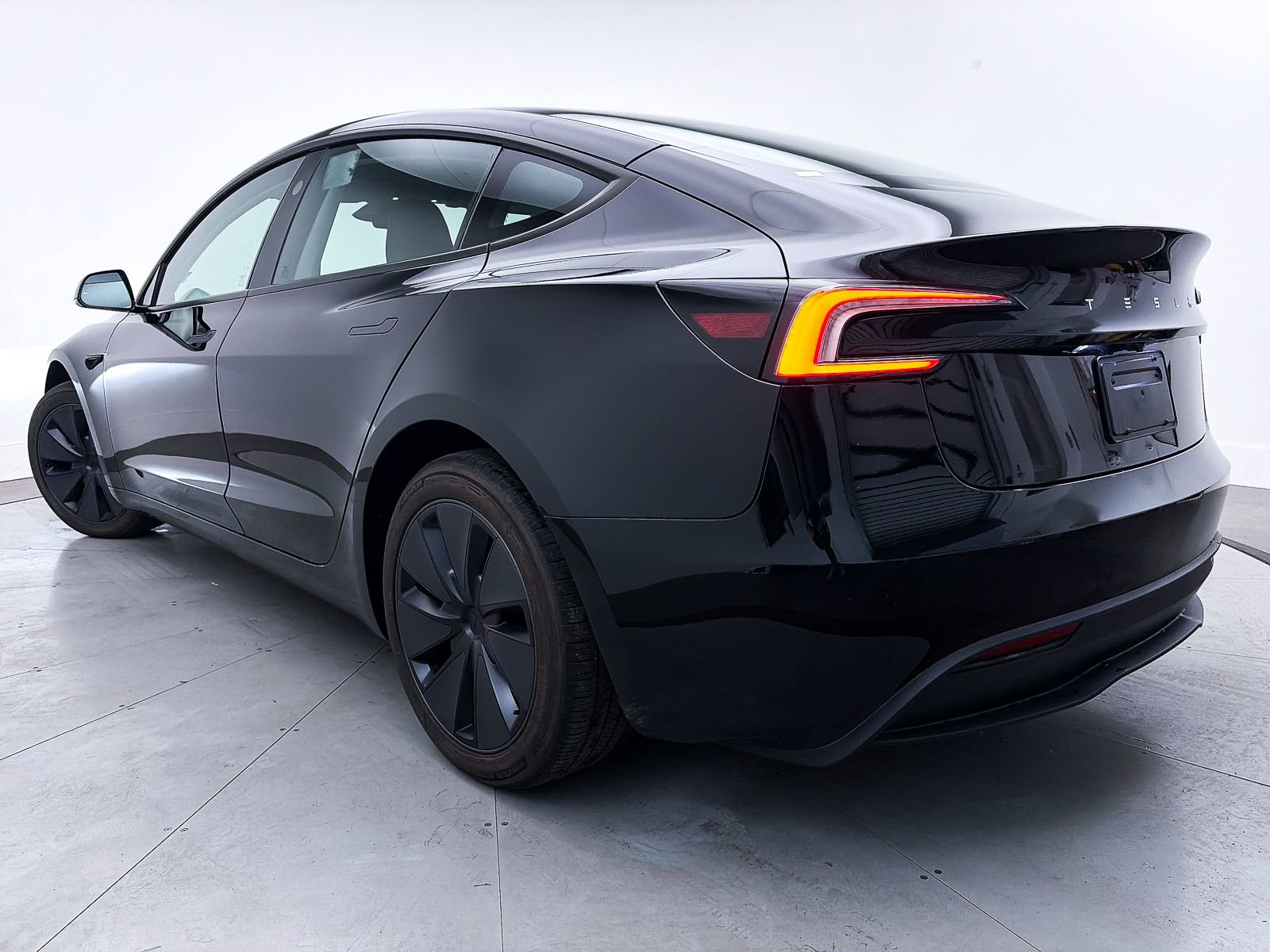 Used 2025 Tesla Model 3 Long Range image 2