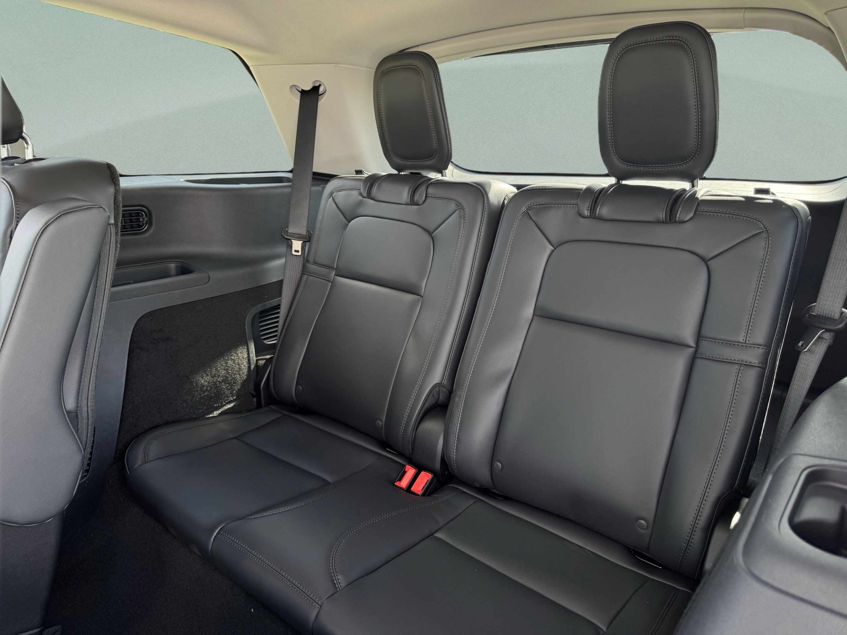 New 2026 Lincoln Aviator Reserve RWD image 25