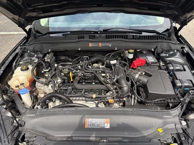 Used 2020 Ford Fusion SE FWD image 32