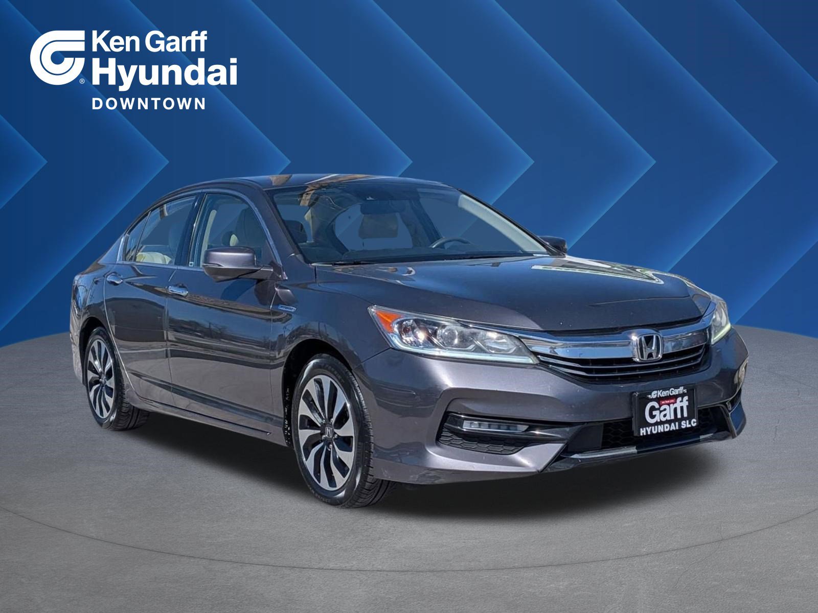Used 2017 Honda Accord Base image 1