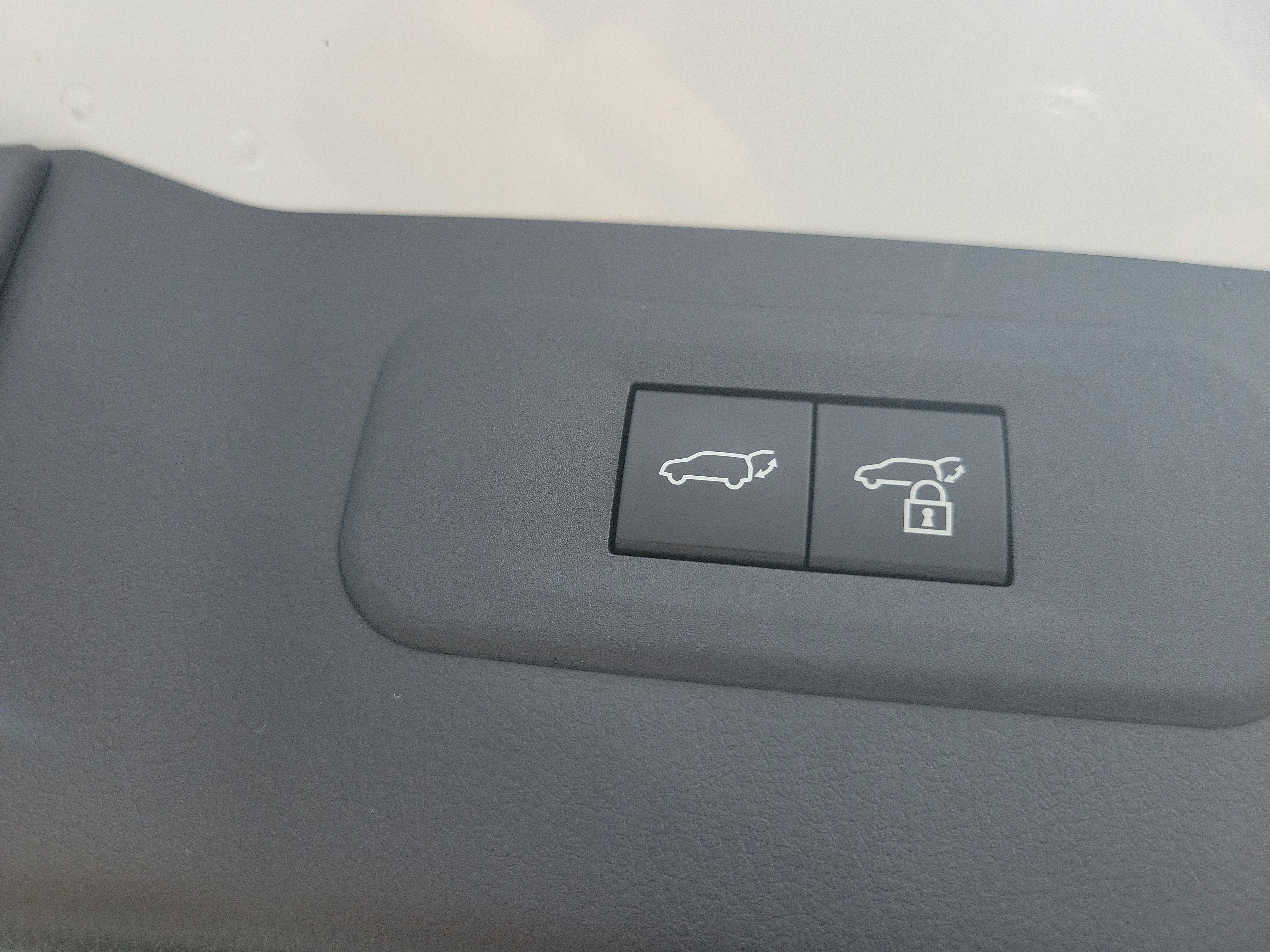 Used 2025 Lexus NX 250 FWD w/ Towing Package (2000 Lbs) image 10