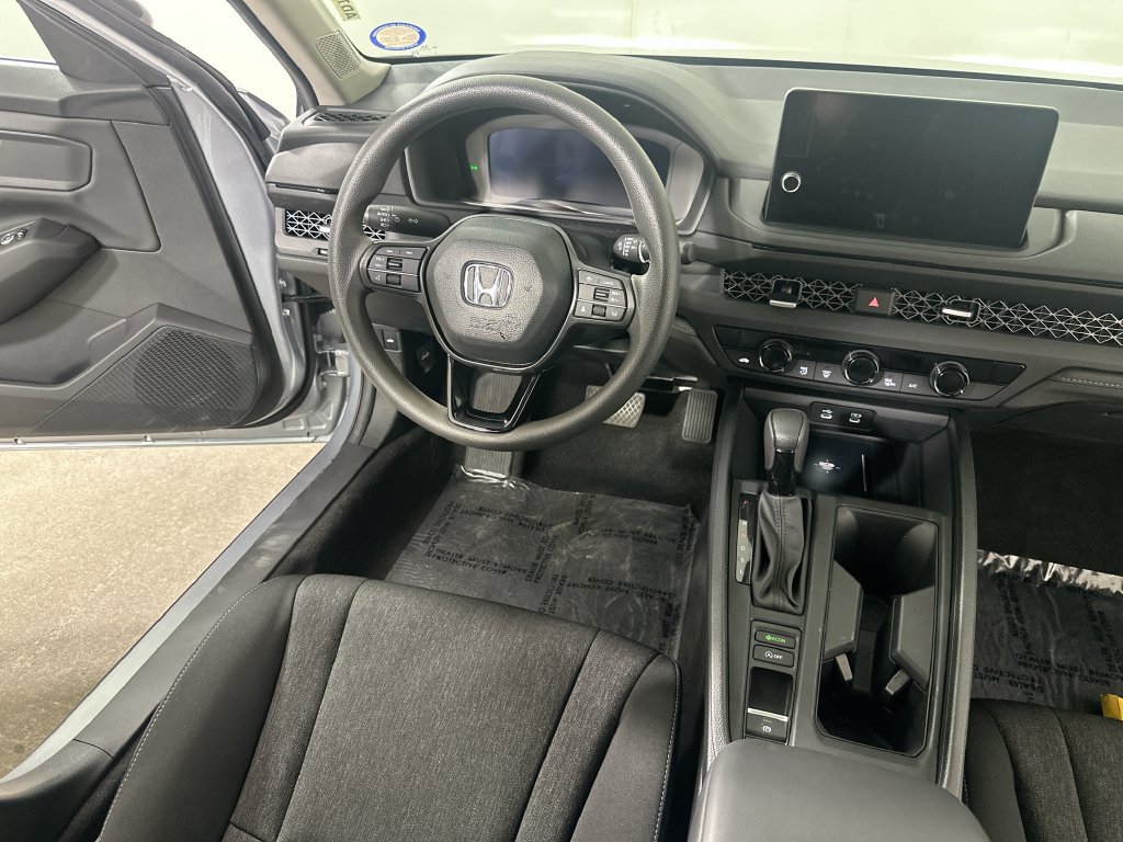 Used 2026 Honda Accord SE image 19