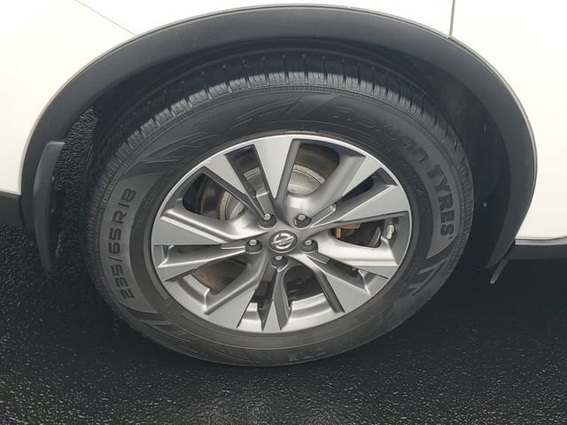 Used 2017 Nissan Murano AWD image 5