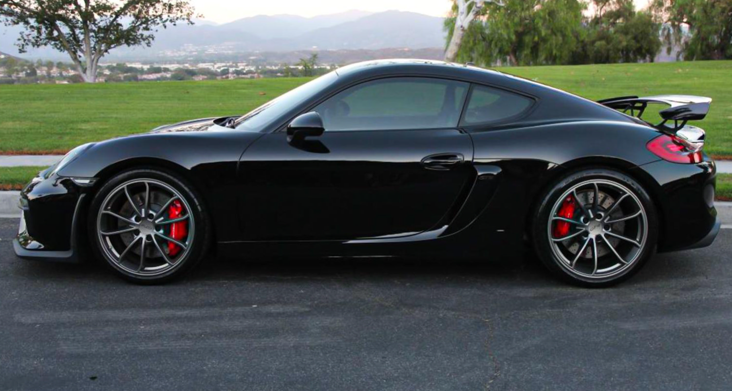 Used 2016 Porsche Cayman GT4 RWD image 3