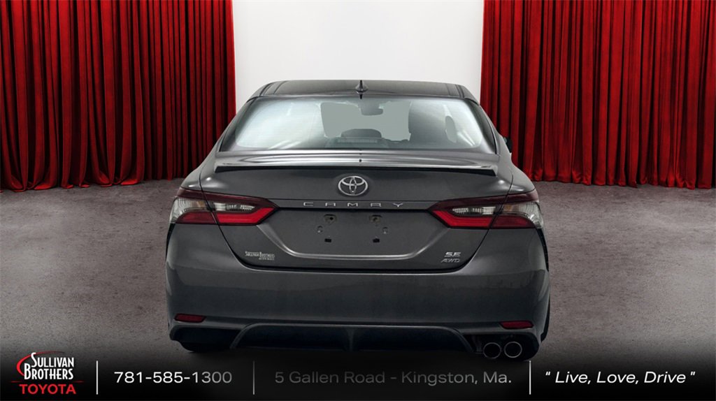 Used 2022 Toyota Camry SE image 5