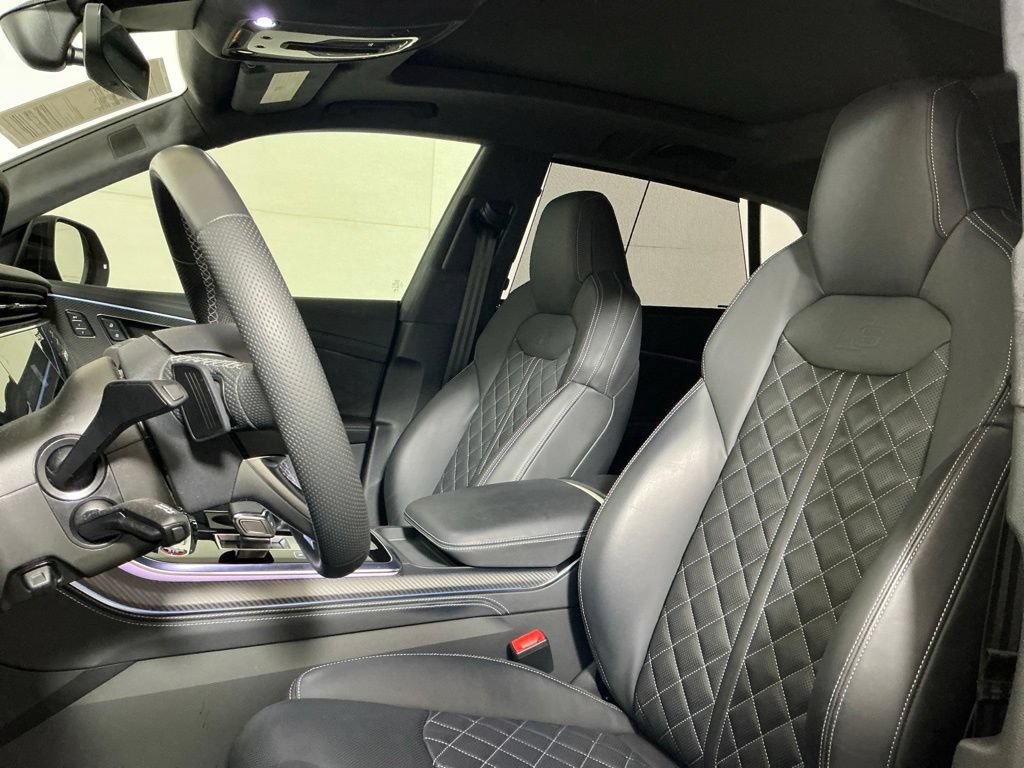 Used 2024 Audi SQ8 Prestige w/ Prestige Package AWD/4WD image 22
