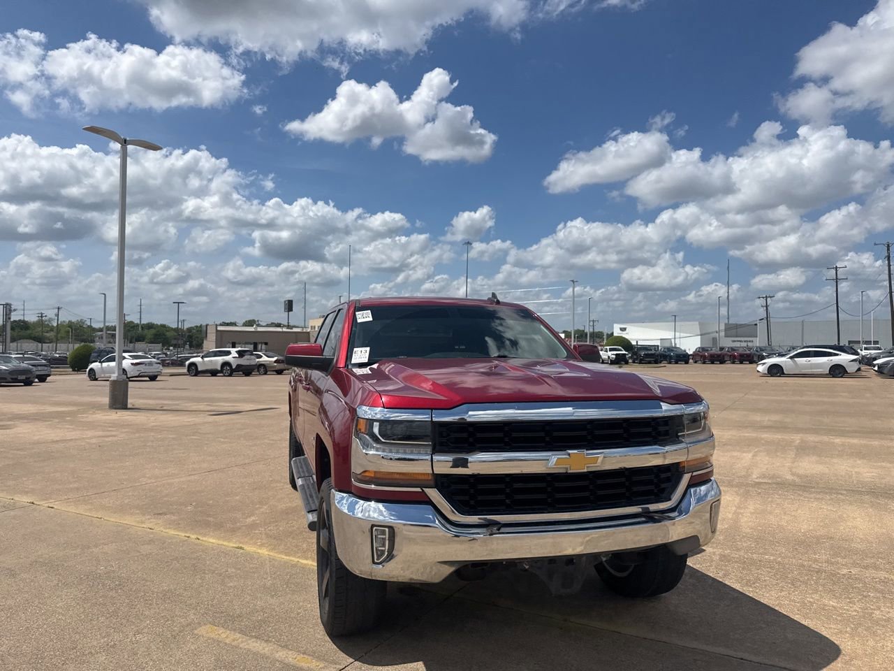 Used 2018 Chevrolet Silverado 1500 LT w/ Texas Edition image 4