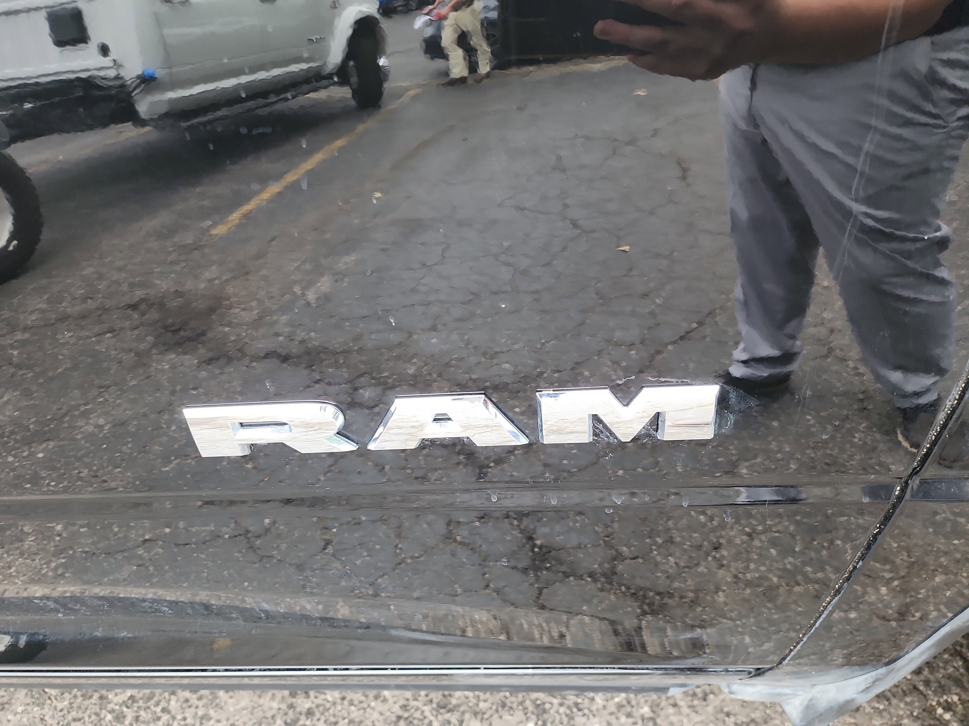 New 2025 RAM 2500 Laramie image 27