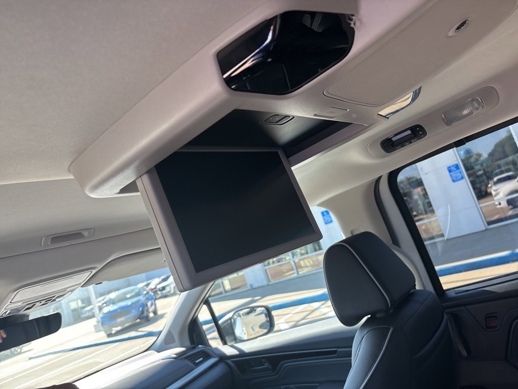 New 2026 Honda Odyssey Touring image 23