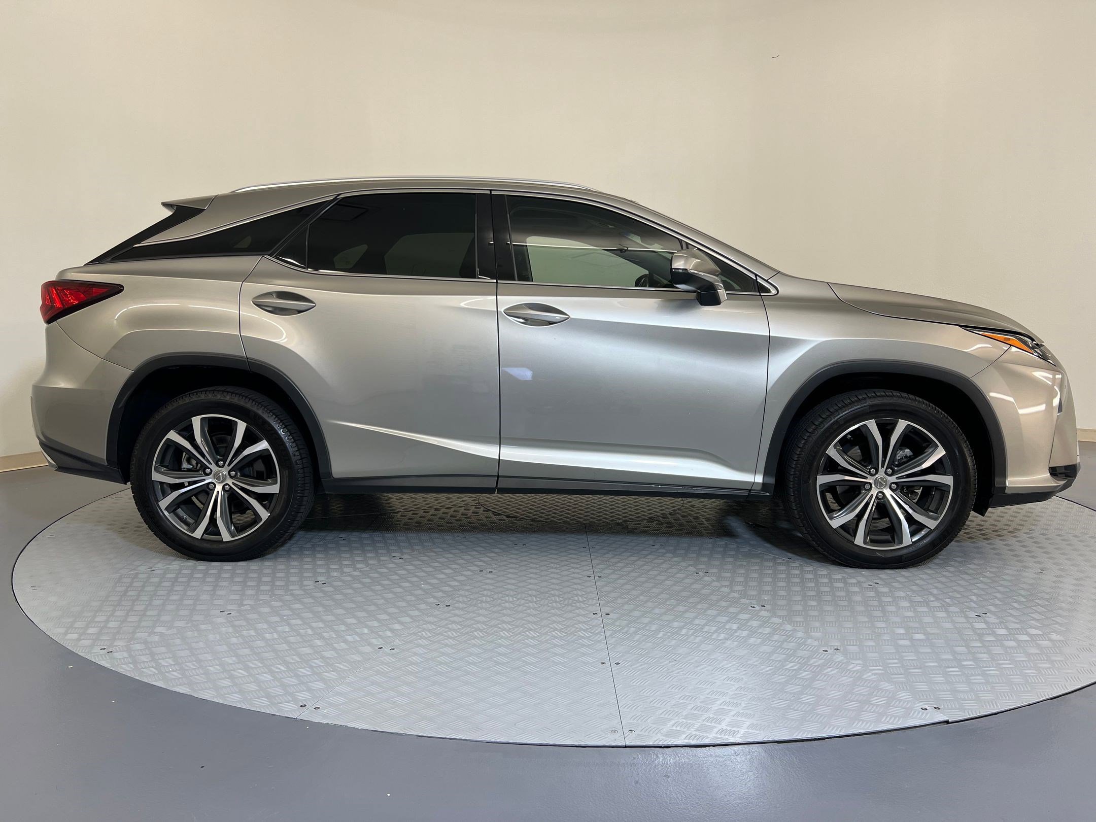 Used 2017 Lexus RX 350 AWD image 7