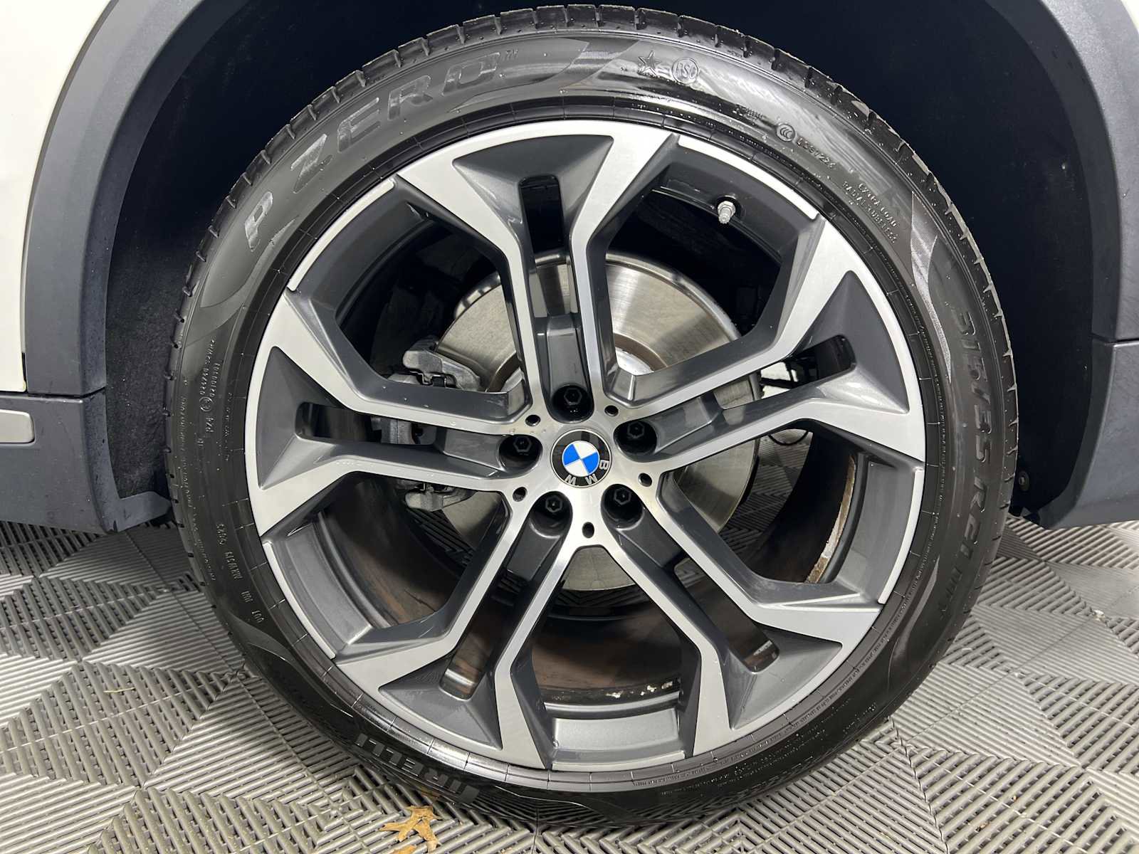 Used 2021 BMW X5 sDrive40i w/ Convenience Package image 32