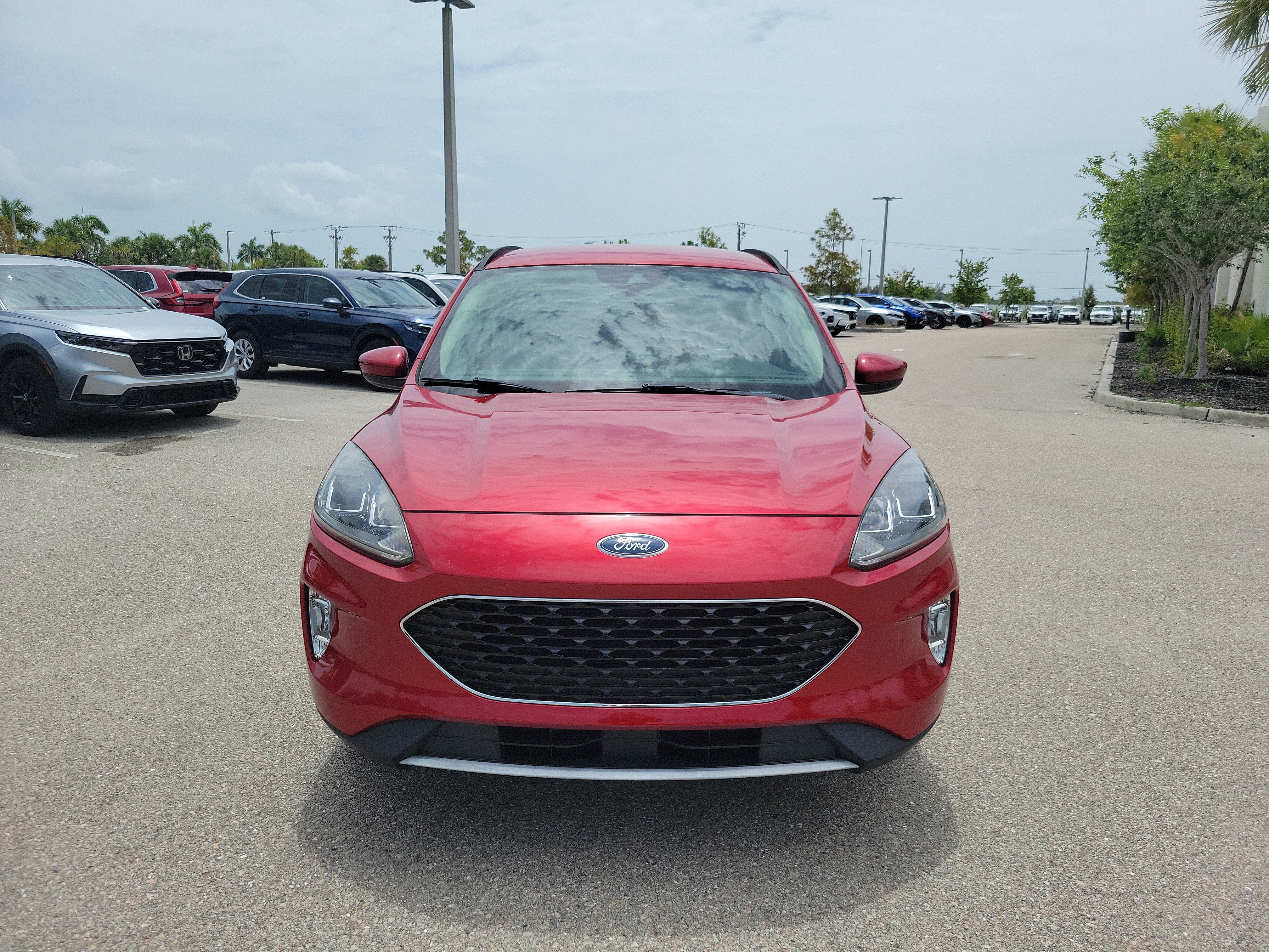 Used 2020 Ford Escape SEL FWD video 2