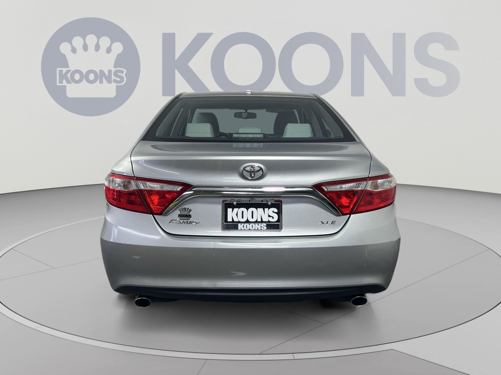 Used 2016 Toyota Camry XLE FWD image 5
