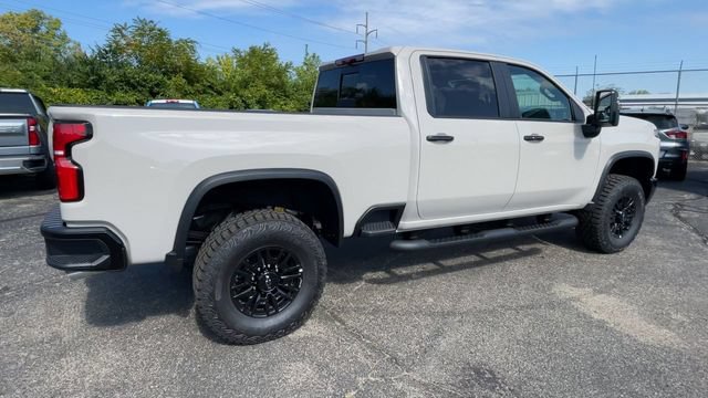 New 2026 Chevrolet Silverado 2500 ZR2 w/ LPO, Dark Essentials Package AWD/4WD image 2