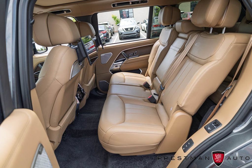 Used 2025 Land Rover Range Rover Long Wheelbase Autobiography AWD/4WD image 48