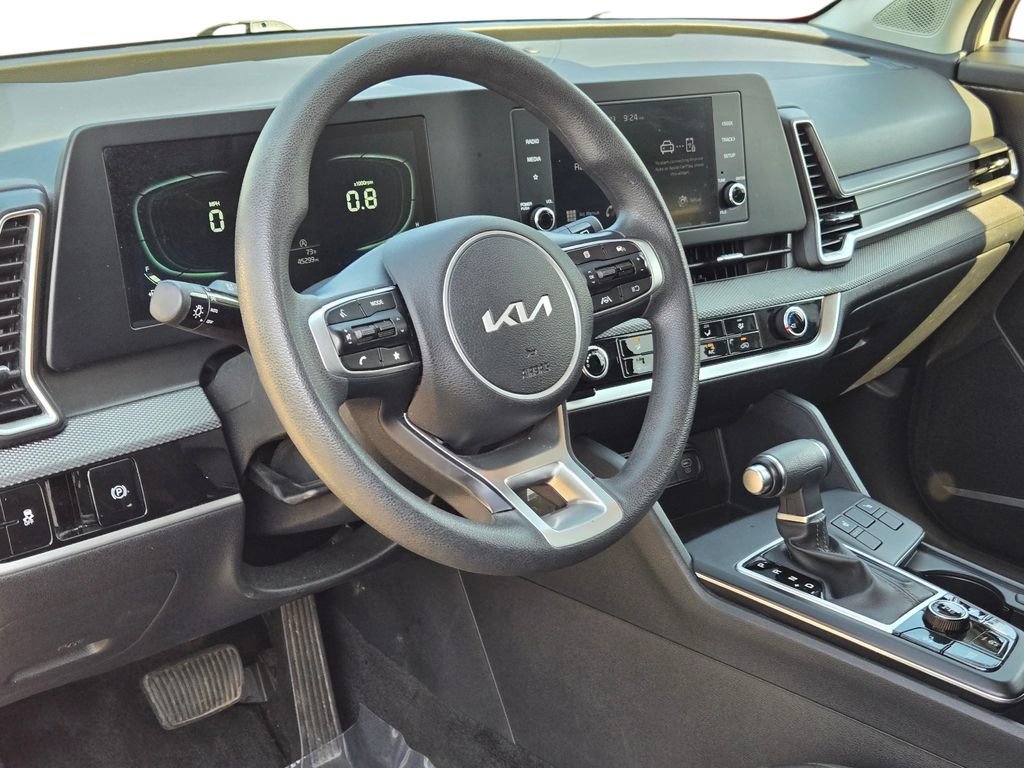 Certified 2024 Kia Sportage LX AWD/4WD image 17