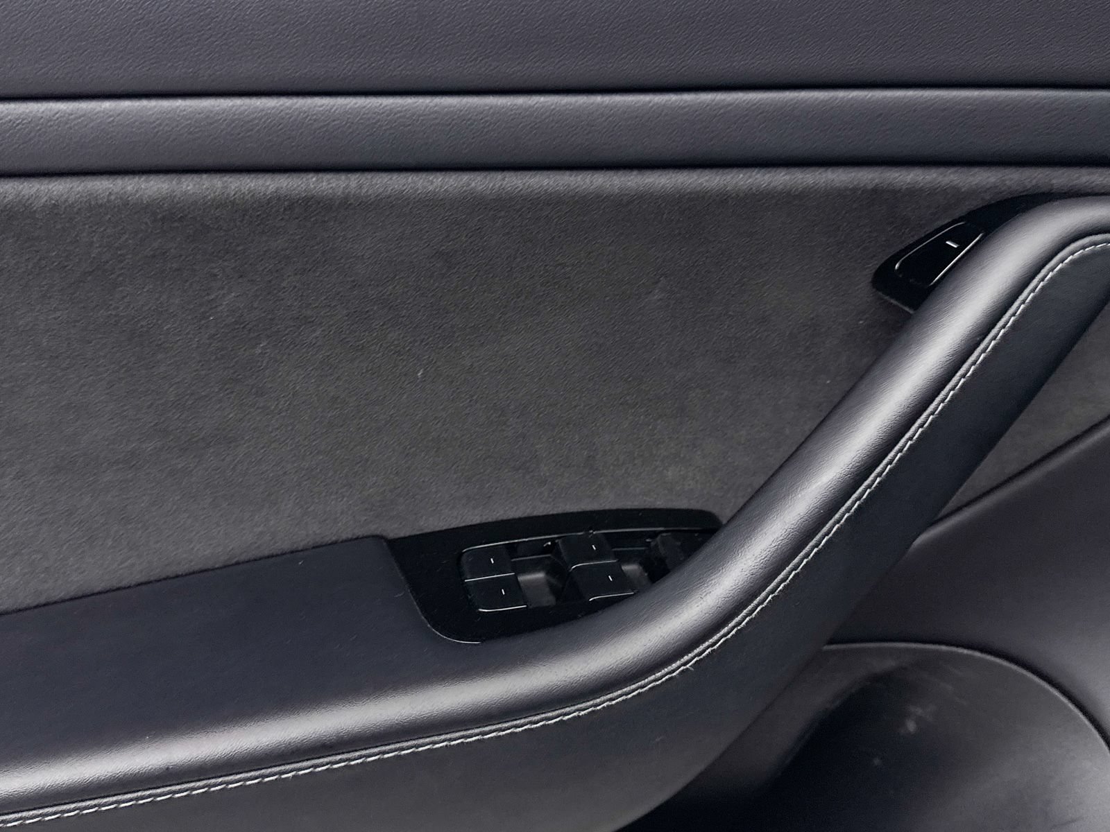 Used 2019 Tesla Model 3 Mid Range RWD image 30