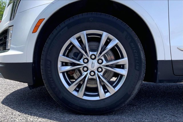 Used 2023 Cadillac XT5 Premium Luxury AWD/4WD image 8