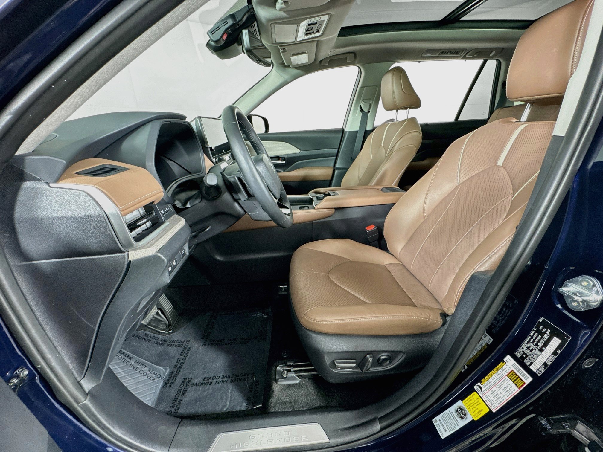 Certified 2026 Toyota Grand Highlander AWD image 12