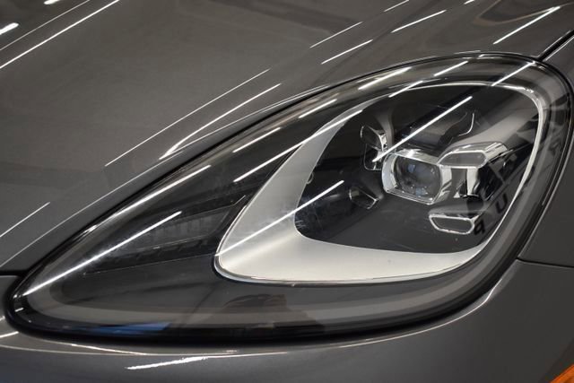 Used 2023 Porsche Cayenne image 15