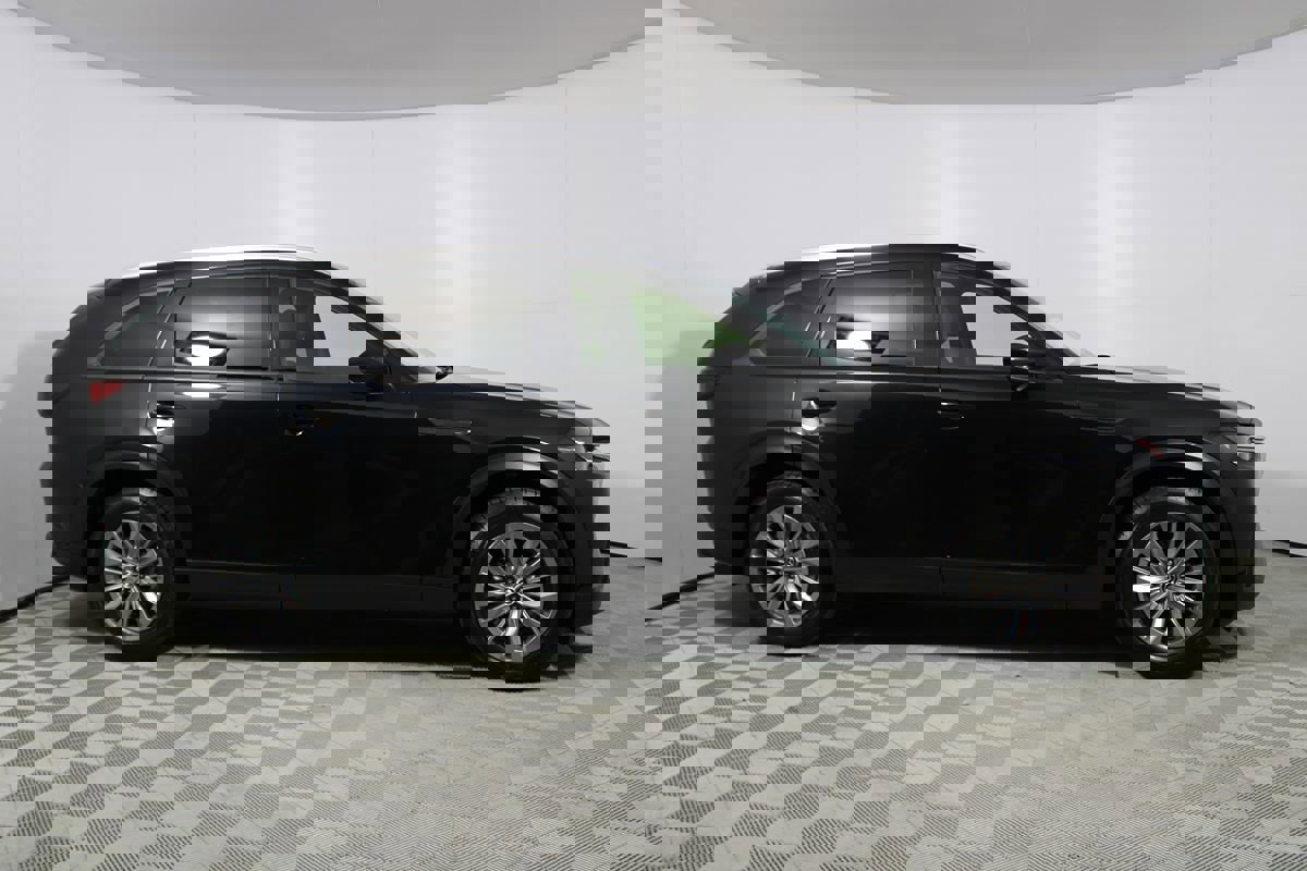 Used 2024 MAZDA CX-90 3.3 Turbo w/ Preferred Plus image 47