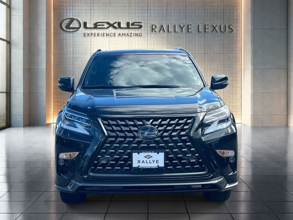 Used 2023 Lexus GX 460 Luxury w/ Sport Design Package image 2