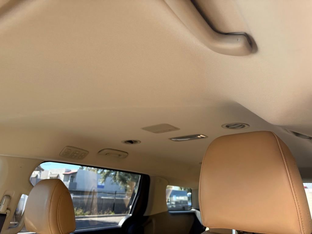 Used 2022 Kia Carnival LX image 11