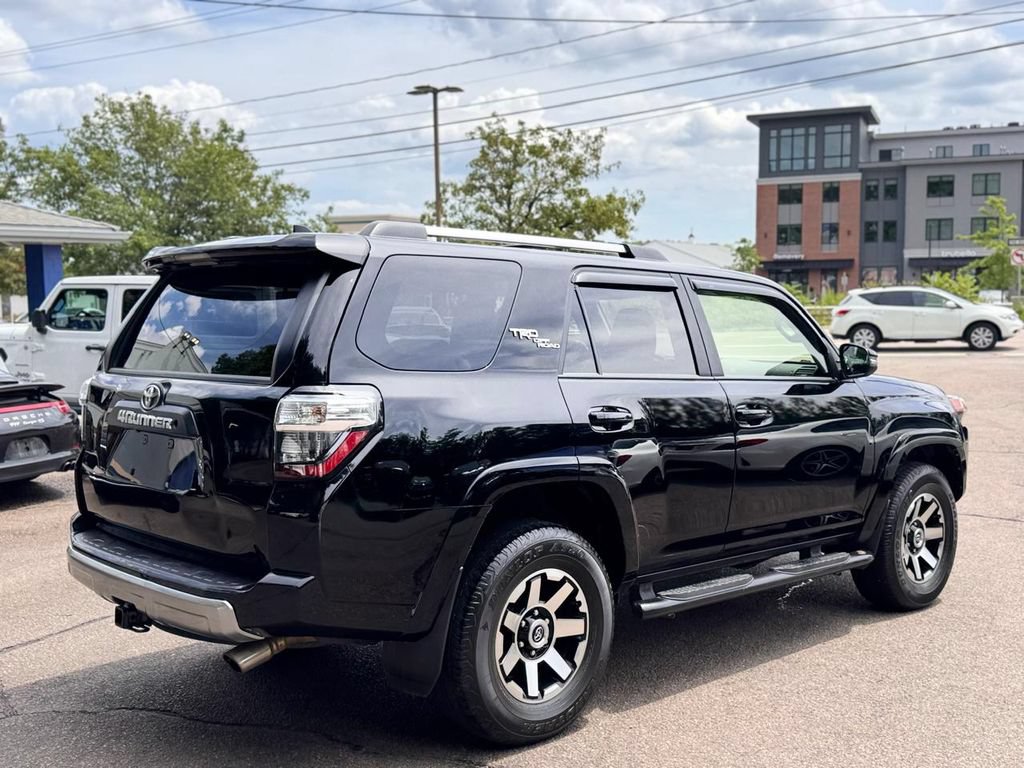 Used 2018 Toyota 4Runner TRD Off-Road Premium AWD/4WD image 6