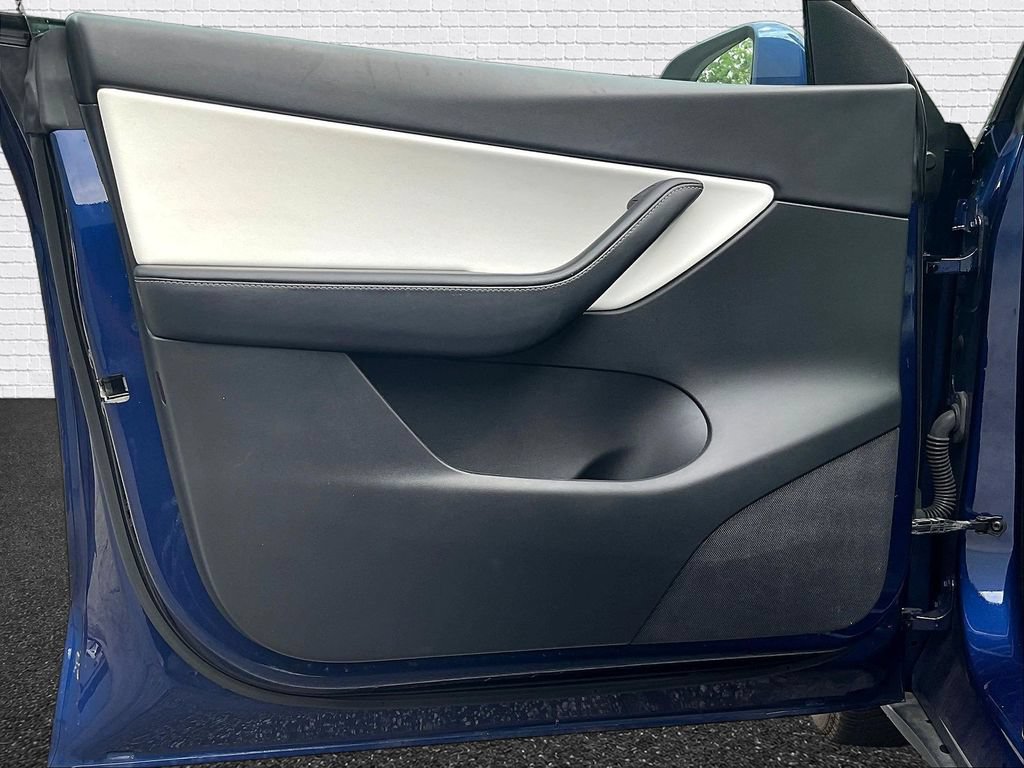 Used 2020 Tesla Model Y Long Range AWD/4WD image 16