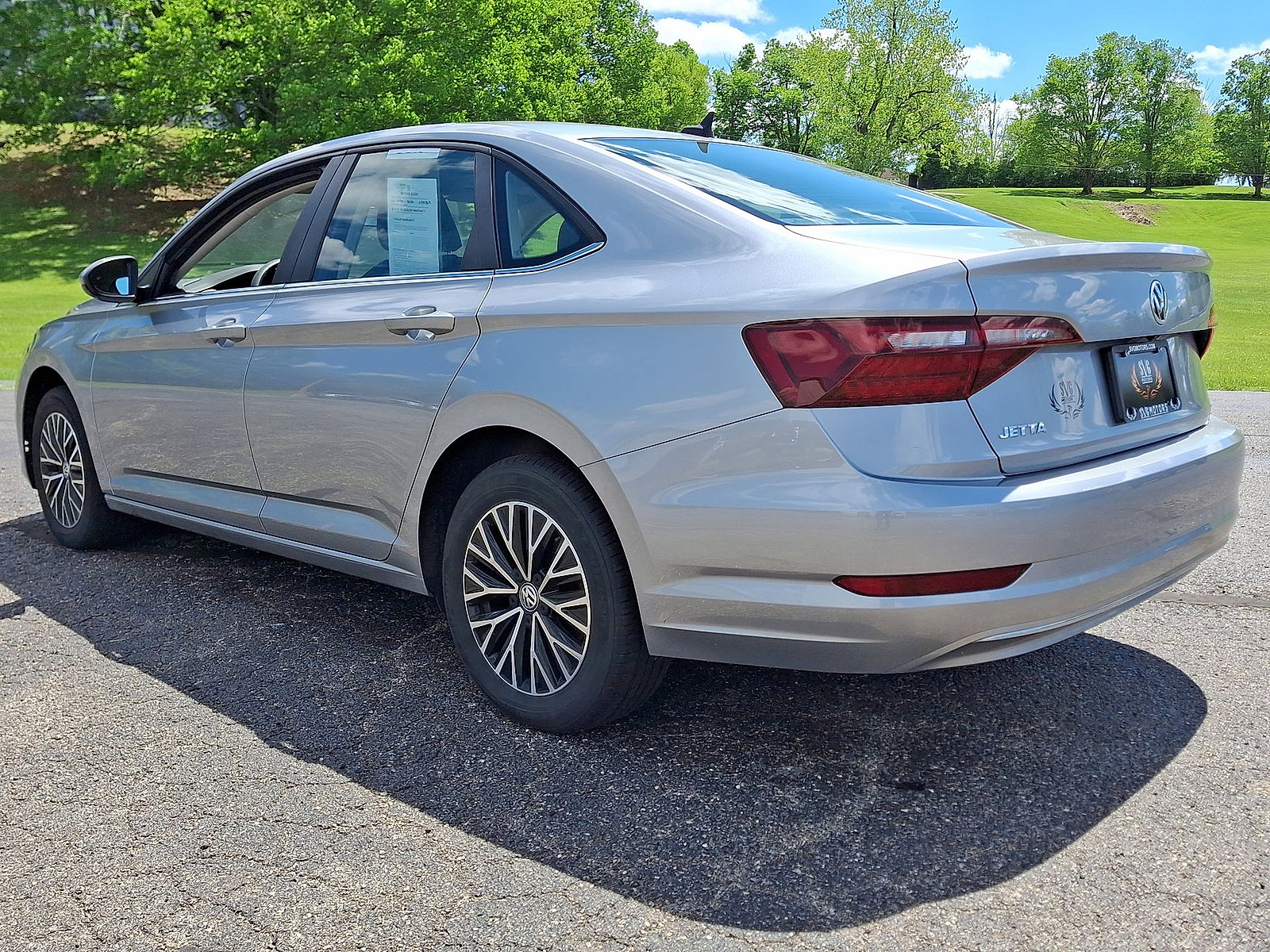 Used 2020 Volkswagen Jetta SE w/ SE Cold Weather Package FWD image 22