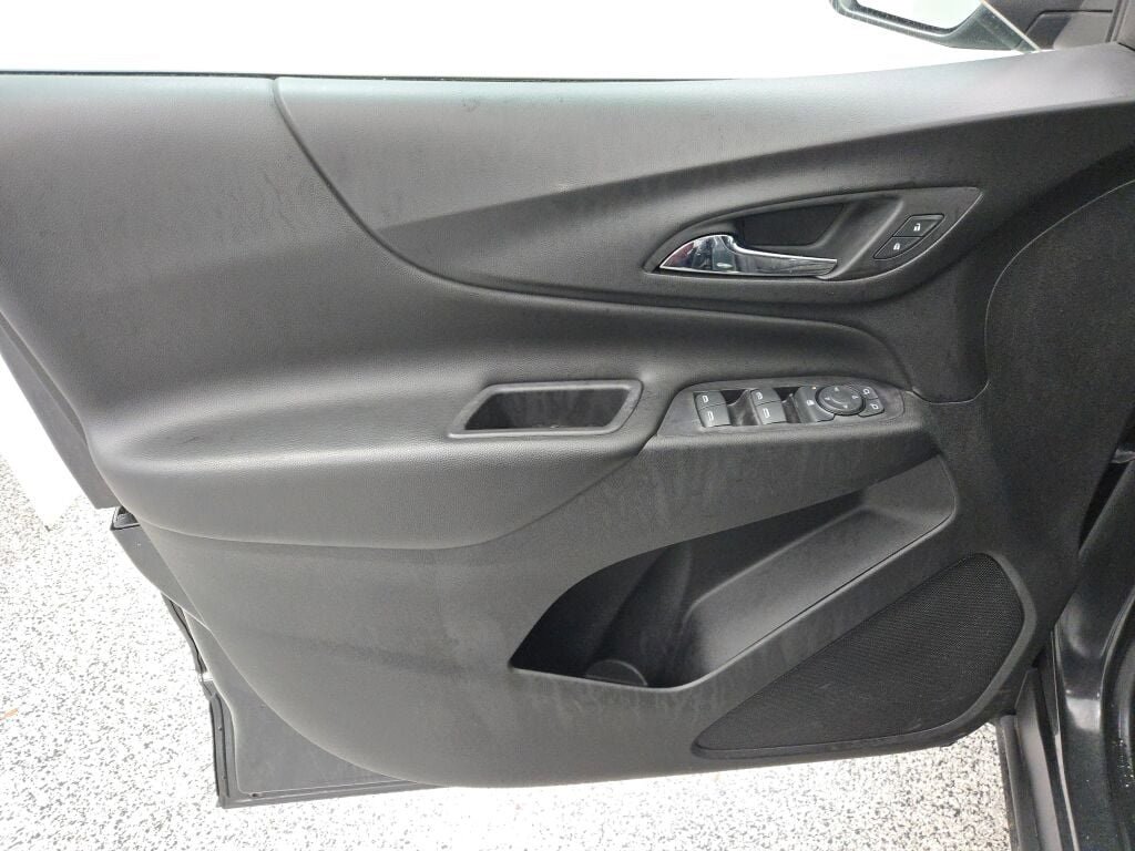 Used 2019 Chevrolet Equinox LT image 22