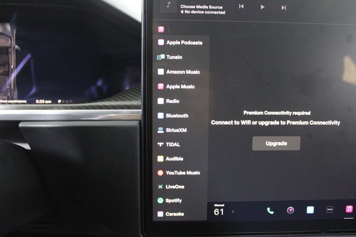 Used 2021 Tesla Model S Plaid AWD/4WD image 27