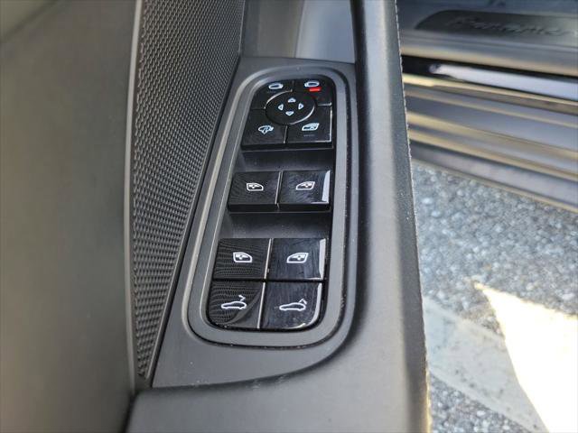 Used 2019 Porsche Panamera GTS AWD/4WD image 19