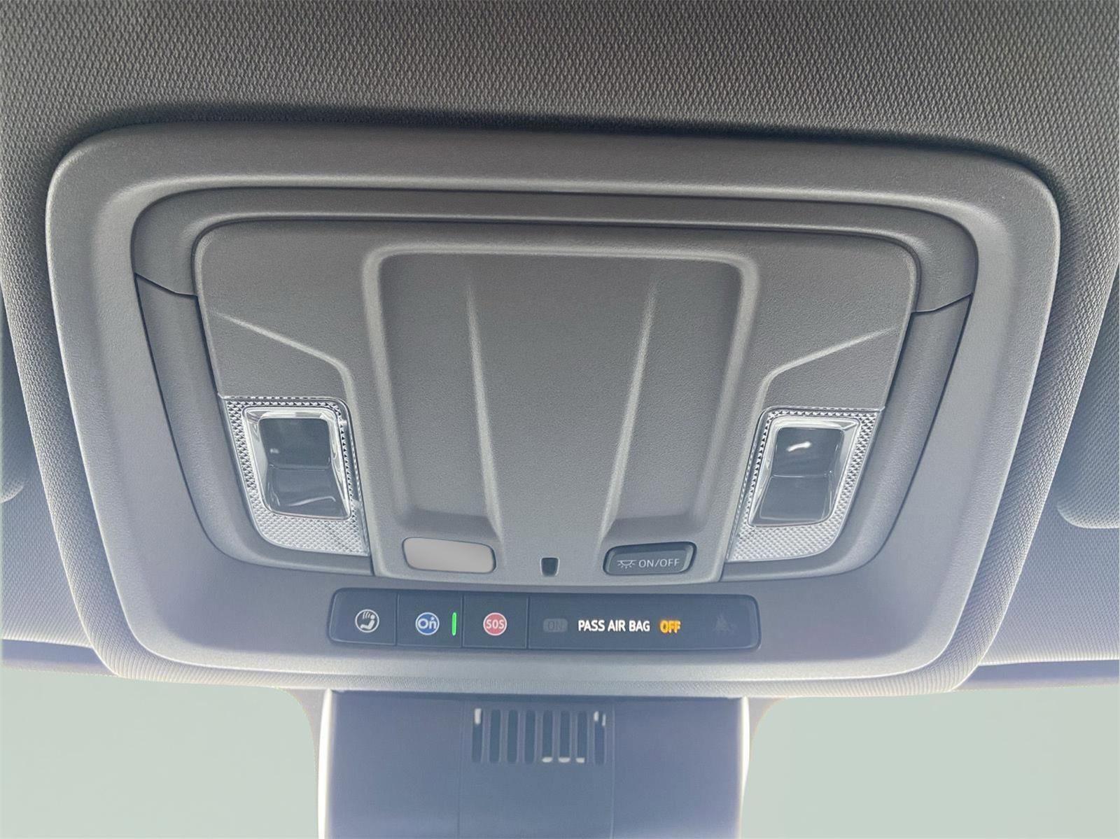 Used 2023 Chevrolet Silverado 1500 RST image 39